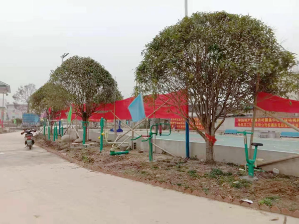 桂林興安溶江鎮通濟村縣國標健身器材安裝