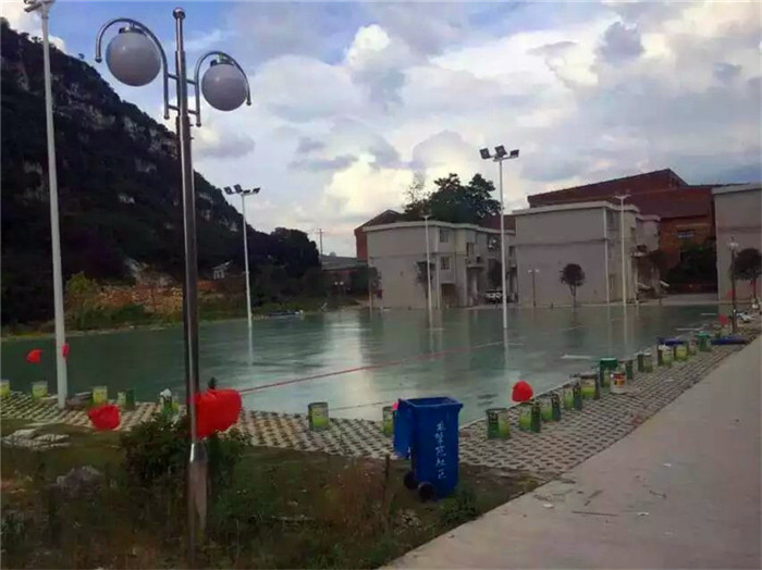 廣西柳機硅pu塑膠球場